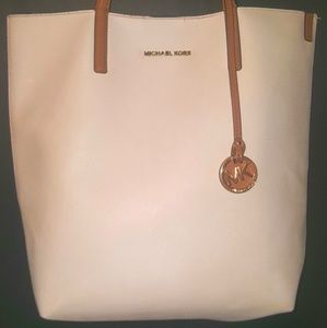 Michael kors hobo bag with wallet signs of wear